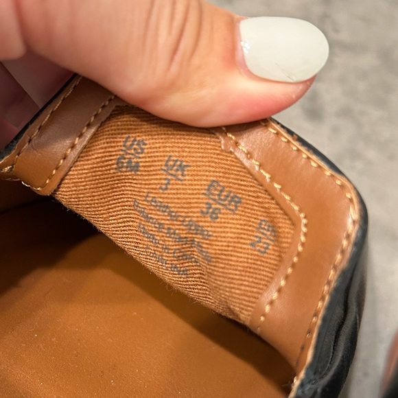 NEW Franco Sarto Carlina Leather Loafer - Picture 8 of 8